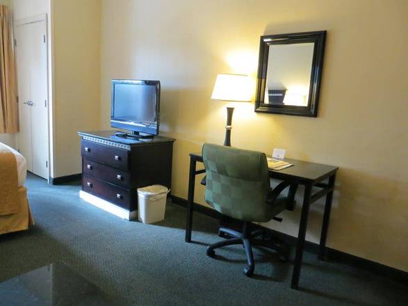 Quality Suites Universal South, Orlando